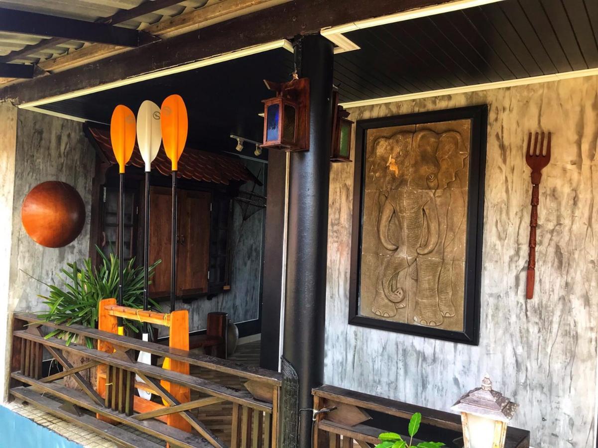 Mangrove House Lanta Old Town 호텔 란타섬 외부 사진